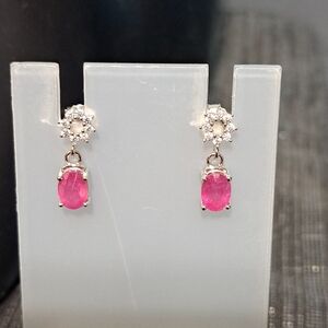 Sterling silver Oval ruby with white sapphire accent NWOT